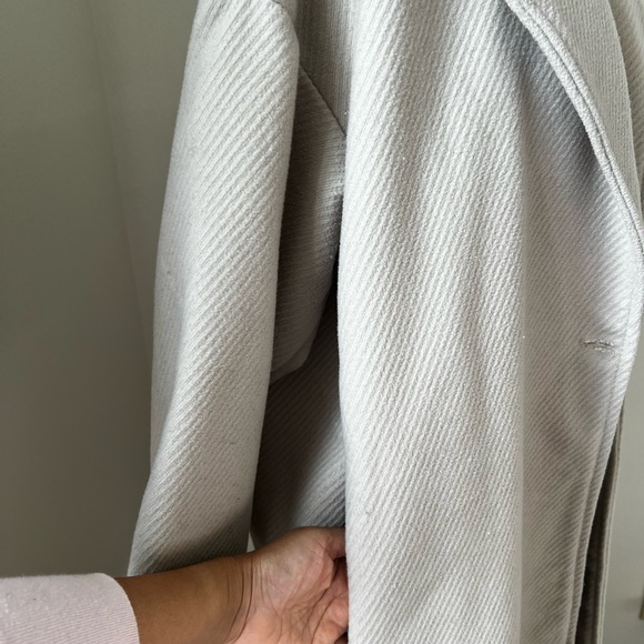 Oversized Coat - Picture 4 of 6